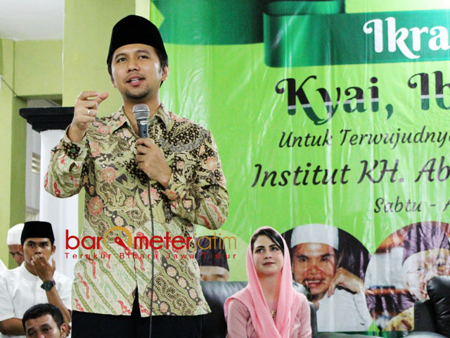 MELENGKAPI KHOFIFAH: Emil Dardak, pengalamannya di level internasional akan melengkapi Khofifah Indar Parawansa memimpin Jatim. | Foto: Barometerjatim.com/ROY HASIBUAN