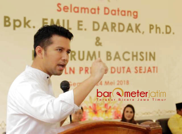 PEDULI BURUH MIGRAN: Cawagub Emil Dardak siapkan koperasi, sertifikasi keterampilan dan perumahan rakrat untuk buruh migran. | Foto: Barometerjatim.com/ROY HASIBUAN