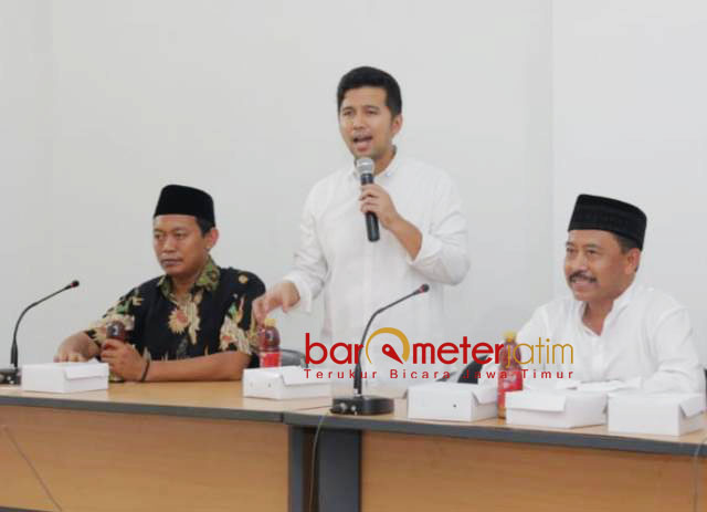 PERJUANGKAN NASIB PETANI: Emil Dardak, lewat program Permaisuri berkomitmen untuk memperjuangkan nasib petani di Jatim. | Foto: Barometerjatim.com/ROY HASIBUAN