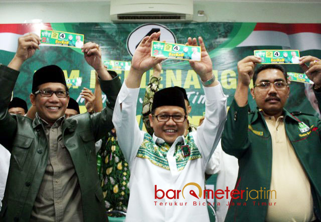 PKB TAK PERNAH MENANG: PKB saat mengusung Khofifah yang berpasangan dengan Herman Herman S Sumawiredja di Pilgub Jatim 2013. | Foto: Barometerjatim.com/DOK