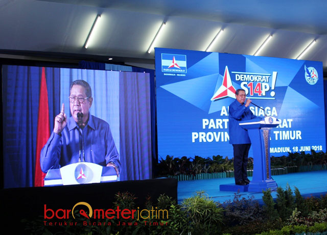 UNTUK KHOFIFAH-EMIL: Susilo Bambang Yudhoyono (SBY) kembali turun ke Jatim untuk memenangkan Khofifah-Emil di Pilgub Jatim. | Foto: Barometerjatim.com/ROY HASIBUAN