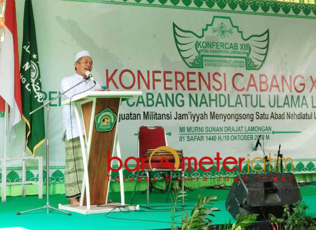 TAUSHIYAH: KH Marzuki Mustamar memberikan taushiyah saat pembukaan Konfercab PWNU Lamongan, Rabu 10/10). | Foto: Barometerjatim.com/HAMIM ANWAR
