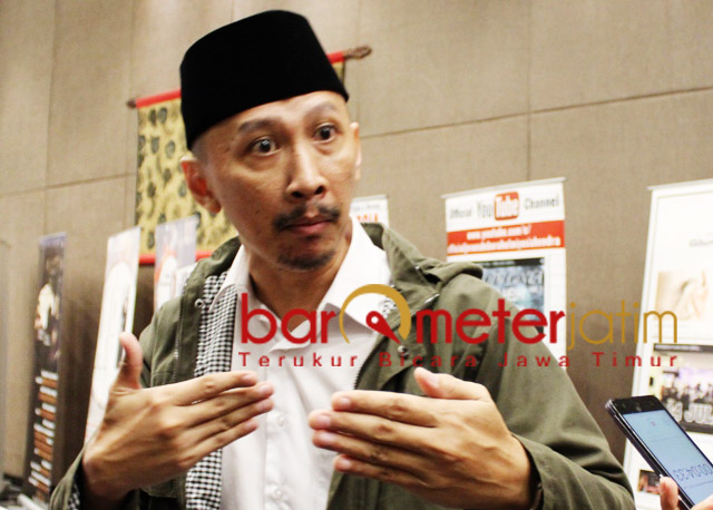 TAK SIGNIFIKAN: Abu Janda, dukungan Gus Irfan dkk ke Prabowo-Sandiaga tak signifikan untuk meraih suara warga NU. | Foto: Barometerjatim.com/ROY HASIBUAN