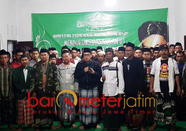 KMB menggelar deklarasi pemenangan Jokowi-Ma'ruf Amin di Pacitan. | Foto: Barometerjatim.com/roy hs