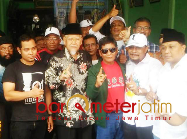 Deklarasi Leluhur Noeswantoro untuk pemenangan Jokowi-Ma'ruf di Gresik. | Foto: Barometerjatim.com/didik