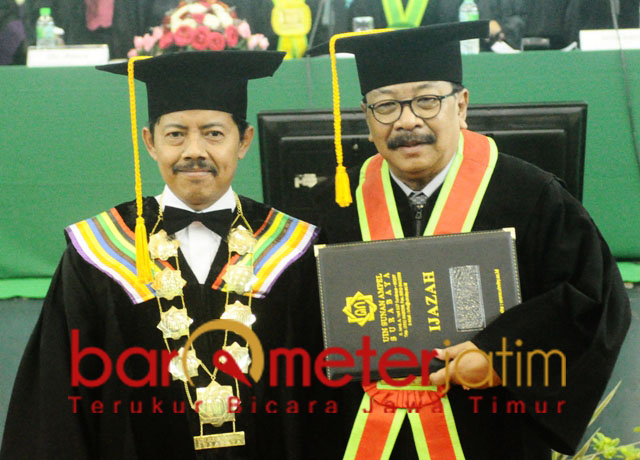 Soekarwo dan Prof Masdar Hilmy, pemikiran orisinal dan otentik untuk Jatim. | Foto: Barometerjatim.com/roy hs