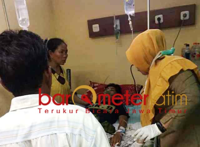 Robin Syahid saat dirawat di RSUD dr Soegiri Lamongan. | Foto: Barometerjatim.com/hamim anwar