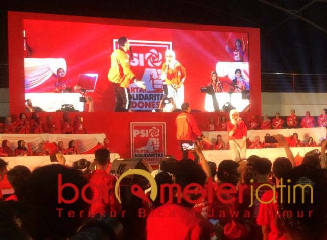 PSI saat acara di Surabaya. Loloskan 4 Caleg ke DPRD Surabaya. | Foto: Barometerjatim.com/natha lintang