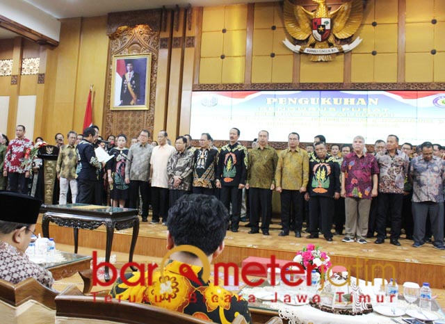 ALUMNI UNIVERSITAS JEMBER: Pengukuhan PP Kauje periode 2020-2024, Sabtu (1/2/2020). | Foto: Barometerjatim.com/ROY HS