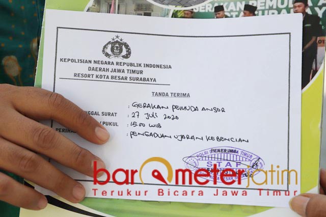 BERKAS DITERMA: Ansor Surabaya laporkan akun FB Zakaria Al Anshori usai tiga kali tabayyun. | Foto: Barometerjatim.com/ ROY HS