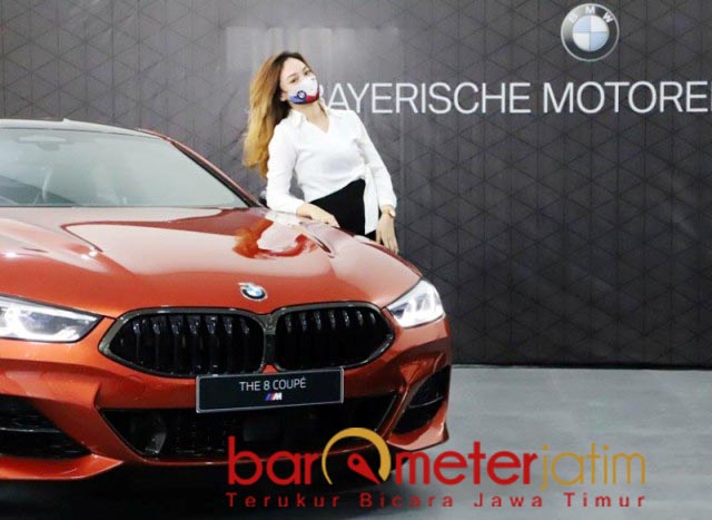 DESAIN WAH: Sports Car THE 8 Coupe saat dipamerkan di Cabang BMW Astra Surabaya. | Foto: Barometerjatim.com/ROY HS