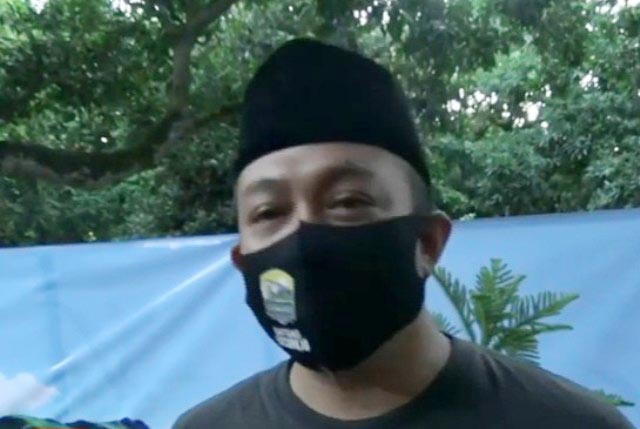 GERAM: Arif Rahman Hakim, geram warganya muntah-muntah akibat mengonsumsi daging busuk BPNT. | Foto: IST