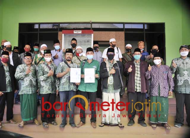KLARIFIKASI: 23 ketua MWCNU se-Surabaya datangi PWNU Jatim terkait tim investigasi 'Nobar Rekom PDIP'. | Foto: Barometerjatim.com/ROY HS