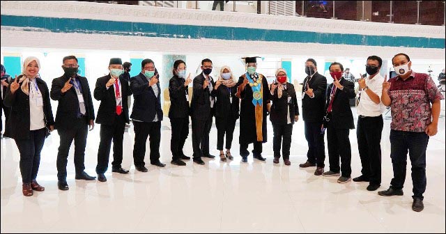 JEJARING: Kehadiran para tokoh nasional di Unesa buah kerja keras dan jejaring bidang kemahasiswaan dan alumni. | Foto: Ist