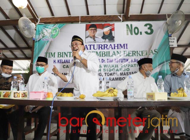 SEMANGAT KETUA TIMSES: Haji Masnuh, semangat memenangkan Kelana Aprilianto-Astutik di Pilbup Sidoarjo. | Foto: Barometerjatim.com/ROY HS