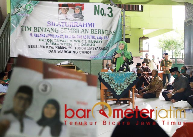 IBADAH: Dwi Astutik, ajak niatkan memilih dirinya dan Kelana di Pilbup Sidoarjo karena ibadah. | Foto: Barometerjatim.com/ROY HS