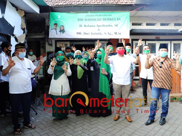 BAROKAH BERKELAS: Posko Pemenangan Tim Barokah Berkelas, untuk kemenangan Kelana-Dwi Astutik. | Foto: Barometerjatim.com/ROY HS