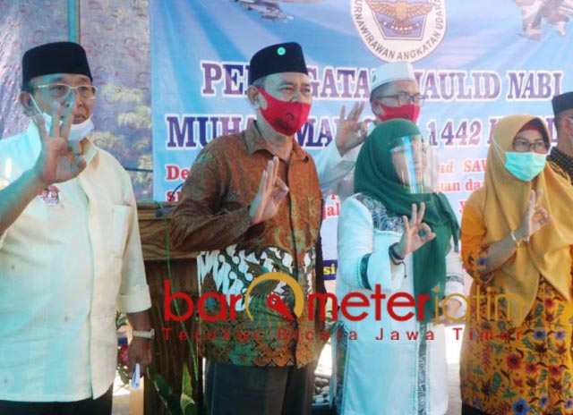 NOMOR TIGA: Haji Masnuh (kiri), semangat masyarakat agar Sidoarjo mengalami perubahan tak terbendung. | Foto: Barometerjatim.com/ROY HS