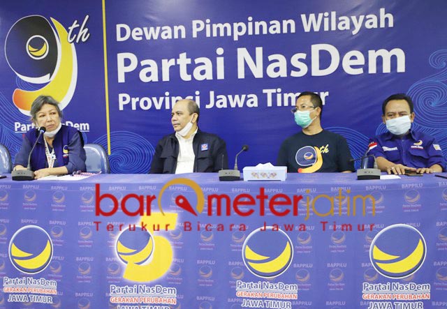 AKSI SOSIAL: Sri Sajekti Sudjunadi (kiri), rayakan HUT ke-9 Nasdem fokus pada aksi-aksi kemanusiaan. | Foto: Barometerjatim.com/ROY HS