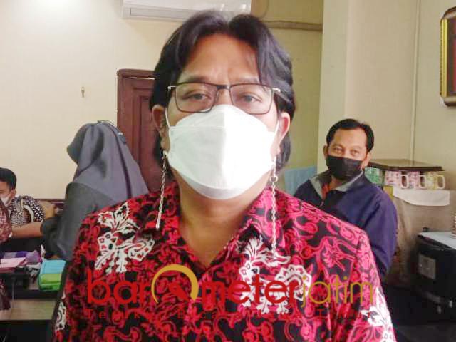 JALUR HUKUM: Budi Leksono, sarankan ahli waris lahan rumah pompa air tempuh jalur hukum.| Foto: Barometerjatim.com/ANDRIAN