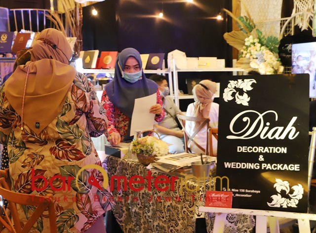 BERANGSUR PULIH: Salah satu tenat di Signature Wedding Festival 2021. | Foto: Barometerjatim.com/ROY HS