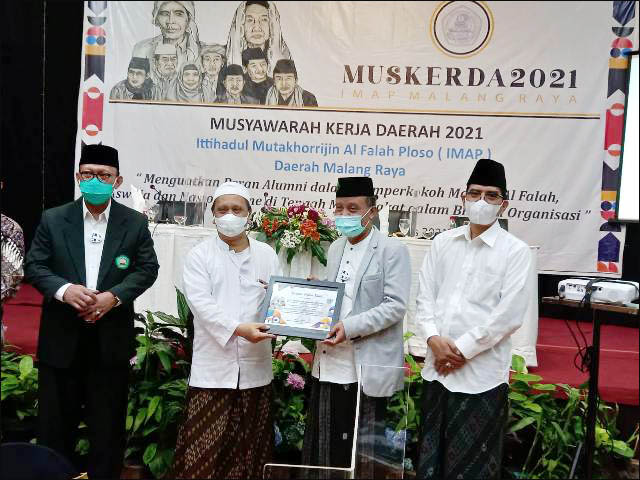 JAGA AMANAT: KH Abdul Mun'im Syadzili di acara Muskerda IMAP Malang Raya 2021. | Foto: Barometerjatim.com/IST