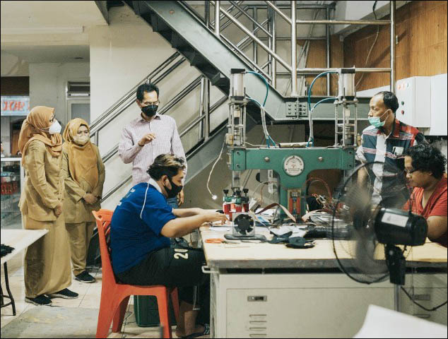 PEMICU EKONOMI: Adi Sutarwijono, kegiatan UMKM menempatkan APBD sebagai pemicu pergerakan ekonomi. | Foto: Barometerjatim.com/IST