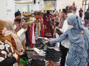 LAMPAUI NASIONAL: Pertumbuhan ekonomi di Surabaya melompat singnifikan ke angka 4,85%. | Foto: Barometerjatim.com/IST