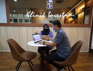 EKONOMI KERAKYATAN: Investasi di Surabaya, investor PMDN maupun PMA diminta mendukung ekonomi kerakyatan. | Foto: Humas Pemkot Surabaya