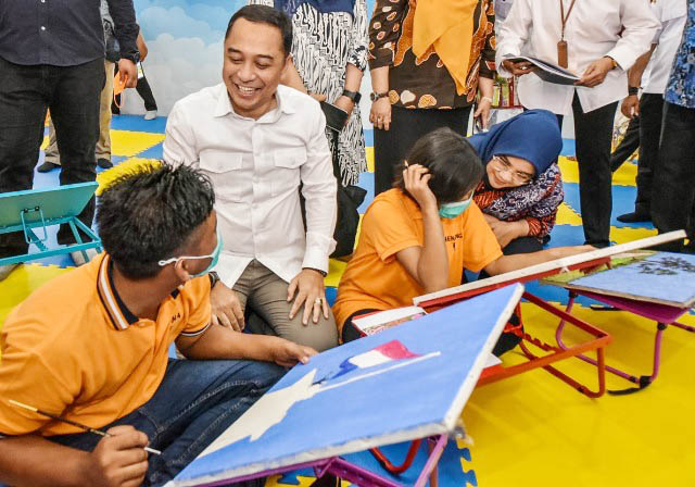 RUMAH ANAK PINTAR: Eri Cahyadi, anak disabilitas punya kesempatan yang sama dengan orang biasa. | Foto: IST