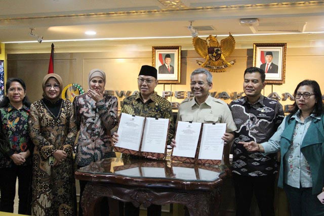 RAKER: Ketua Komite IV DPD RI, Ahmad Nawardi saat rapat kerja dengan Wamenkeu. | Foto: DPD RI