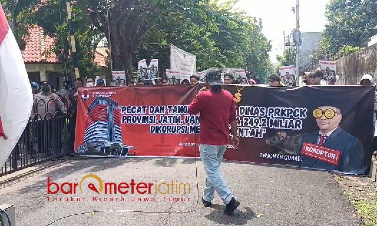 RP 249,2 M: Musfiq, uang negara Rp 249,2 miliar di Dinas PRKPCK diduga dikorupsi. | Foto: Barometerjatim.com/BKT