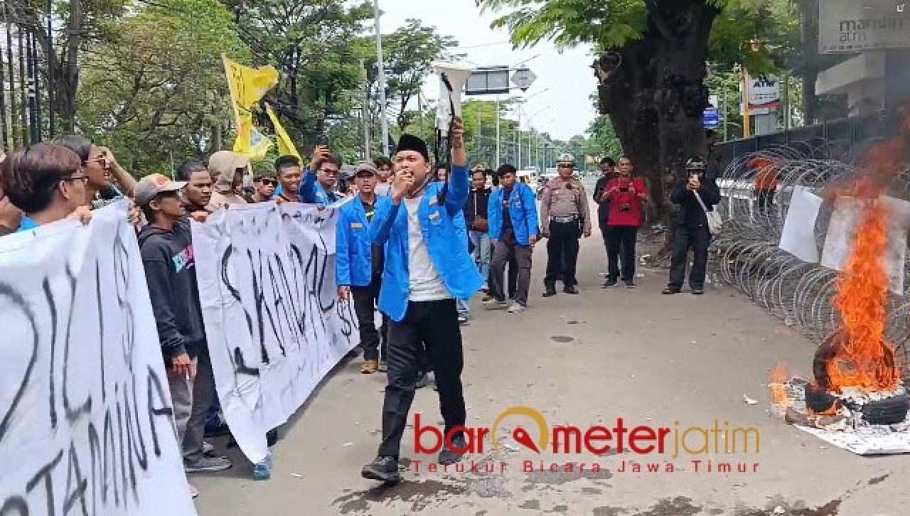 AUDIT TOTAL: Nasrullah Al Amin, tuntut Pertamina agar diaudit total. | Foto: Barometerjatim.com/BKT