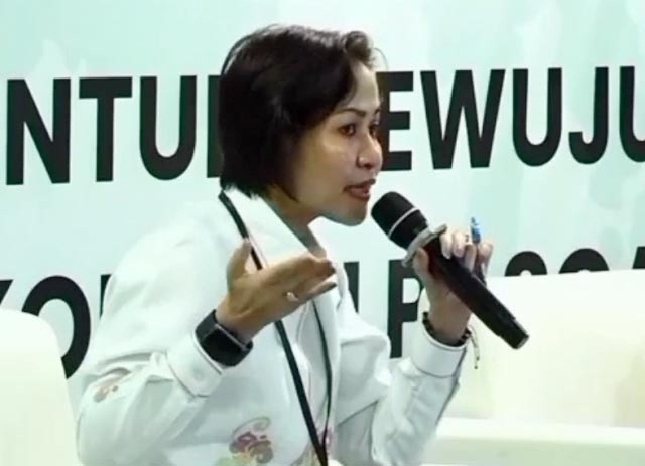 TAK BOLEH TIPU-TIPU: Ely Kusumastuti, gaji kecil tak bisa jadi alasan untuk boleh tipu-tipu. | Foto: IST