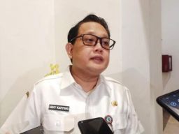 Sekdaprov Jatim Bantah Ada Penggeledahan, Terus Ngapain KPK di Ruang Kerja Khofifah?