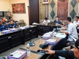 Kasus Hibah Rp 7,8 T Masih Sita Perhatian, Buruh Sudah Bersiap Layangkan Gugatan Class Action ke Khofifah!