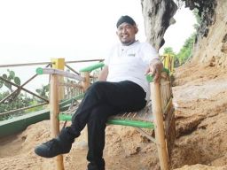 Hemm.. Bersihnya Udara Gili Iyang, Bupati Sumenep Fauzi: Digigit Nyamuk, Saya Kasih 100 Ribu!