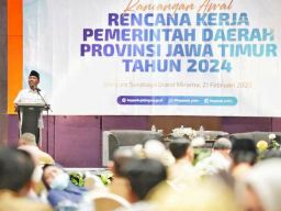 Bicara di Forum Ranwal RKPD 2024, Anwar Sadad Puji Pembangunan Jatim Selangkah Lebih Maju!