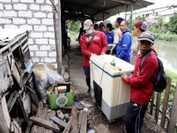 Dinsos Surabaya: Warga Kampung 1001 Malam Tak Hanya Direlokasi, tapi juga Dapat Pekerjaan!