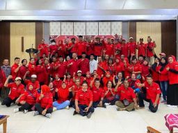 Tekad Wujudkan Hattrick Pemilu, PDIP Surabaya Rapatkan Barisan Kader Lewat Bukber!