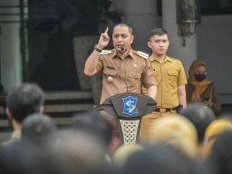 Eri Cahyadi Wanti-wanti ASN Pemkot Surabaya: Jangan Pamer Kekayaan di Medsos!