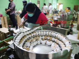 Emil Minta UMKM dan Industri Besar di Jatim Tak Berebut Pasar: Bisa Terapkan Konsep Sinergi Bagi-bagi Rezeki!