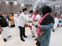 Lepas CJH Kloter 80, Eri Cahyadi: Saya Titip Surabaya, Doakan Dijauhkan dari Bala