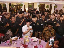 Pikirkan Kesejahteraan Warga Madura di Surabaya, Eri Cahyadi Minta Masukan Tretan Community Center