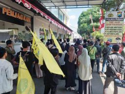 Duga Oknum Polisi Salah Prosedur saat Amankan Demo, IKA PMII Ramai-ramai Datangi Polres Tuban