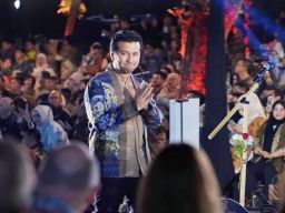 Emil Dardak Sebut Corak dan Teknik Batik Sulit Dibuat oleh Kecerdasan Buatan: Cuma Perajin yang Bisa!