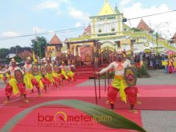 Hari Jadi ke-754 Sumenep Dimeriahkan Prosesi Arya Wiraraja hingga Haul Raja-Raja Madura, Bupati Fauzi: Rugi Tak Datang!