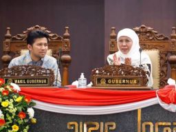 Terjawab! Ini Alasan Mengapa Khofifah Tak Sepaket dengan Emil Gugat Masa Jabatan yang Terpotong 43 Hari