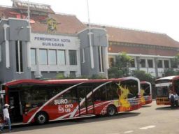 Suporter Piala Dunia U-17 Berebut Shuttle Bus saat Pulang, Pemkot Surabaya Tambah 30 Armada: 2 Jam Clear Semua!