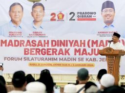 Tokoh Penggerak Madin Jember Berduyun-duyun Dukung Prabowo-Gibran, Gus Sadad: Vitamin Buat Kami!